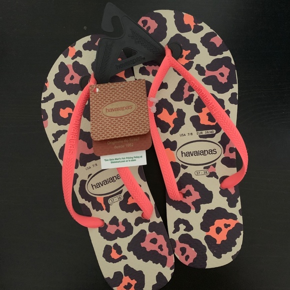 Havaianas Shoes - Havaianas Cheetah print S 7/8 NWT